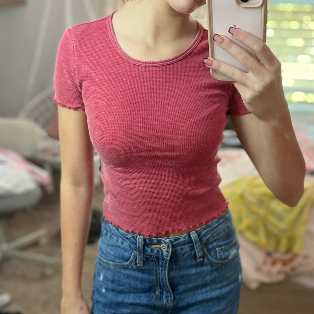 red waffle tee